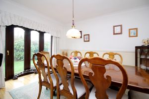 Dining Room- click for photo gallery